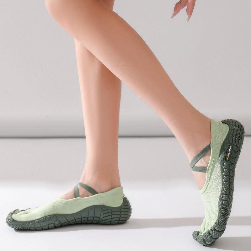 Refreshing Breathable Indoor Fitness Silent Anti-slip Yoga Pilates Skipping Rope Exercise Shoes