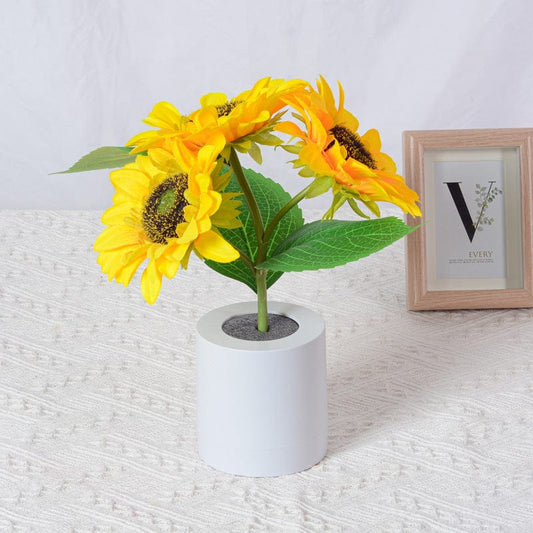Rechargeable Sunflower Table Lamp – LED Night Light for Bedroom & Desk Decor 🌻