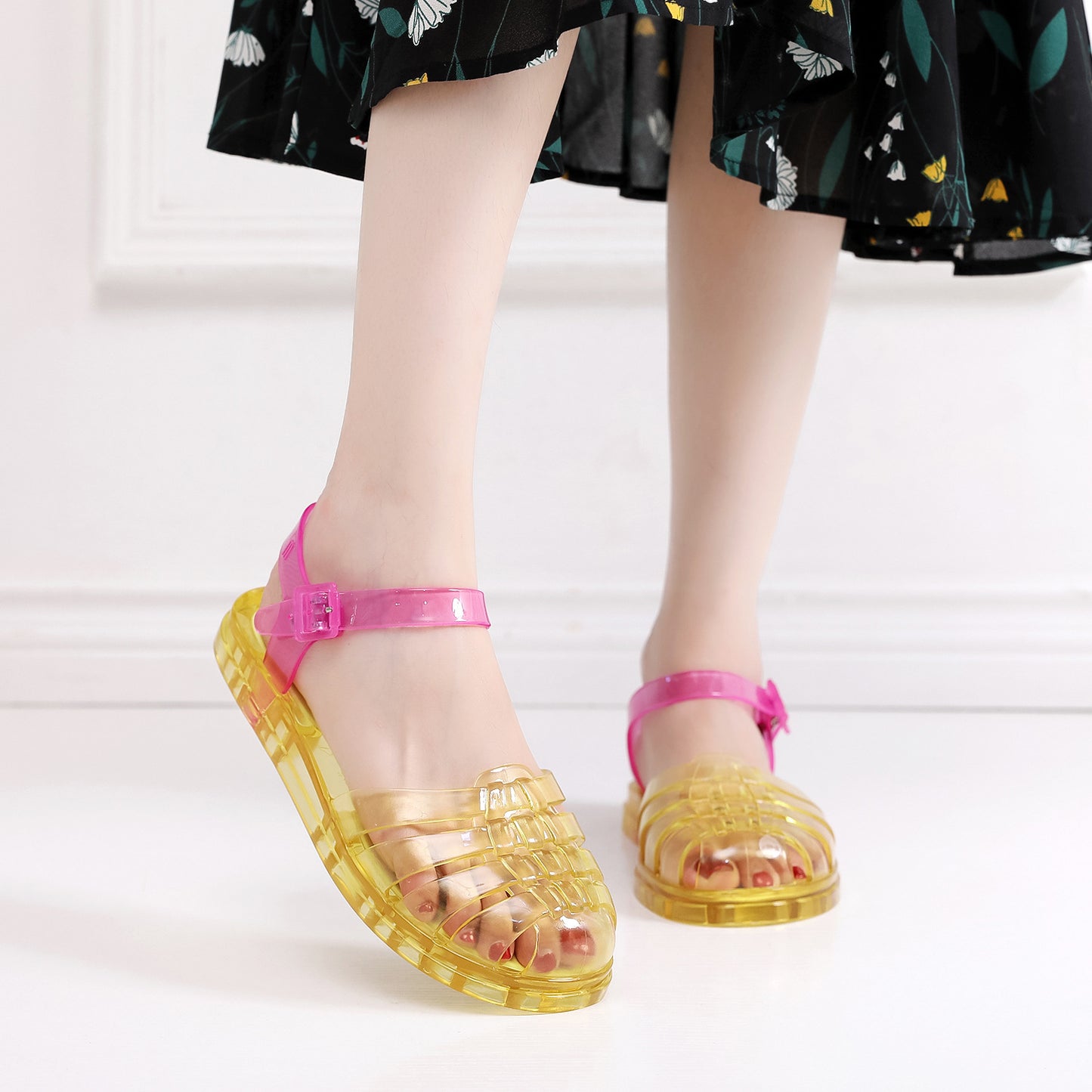 Women's Fashion Hollowed-out Beach Flat Sandals