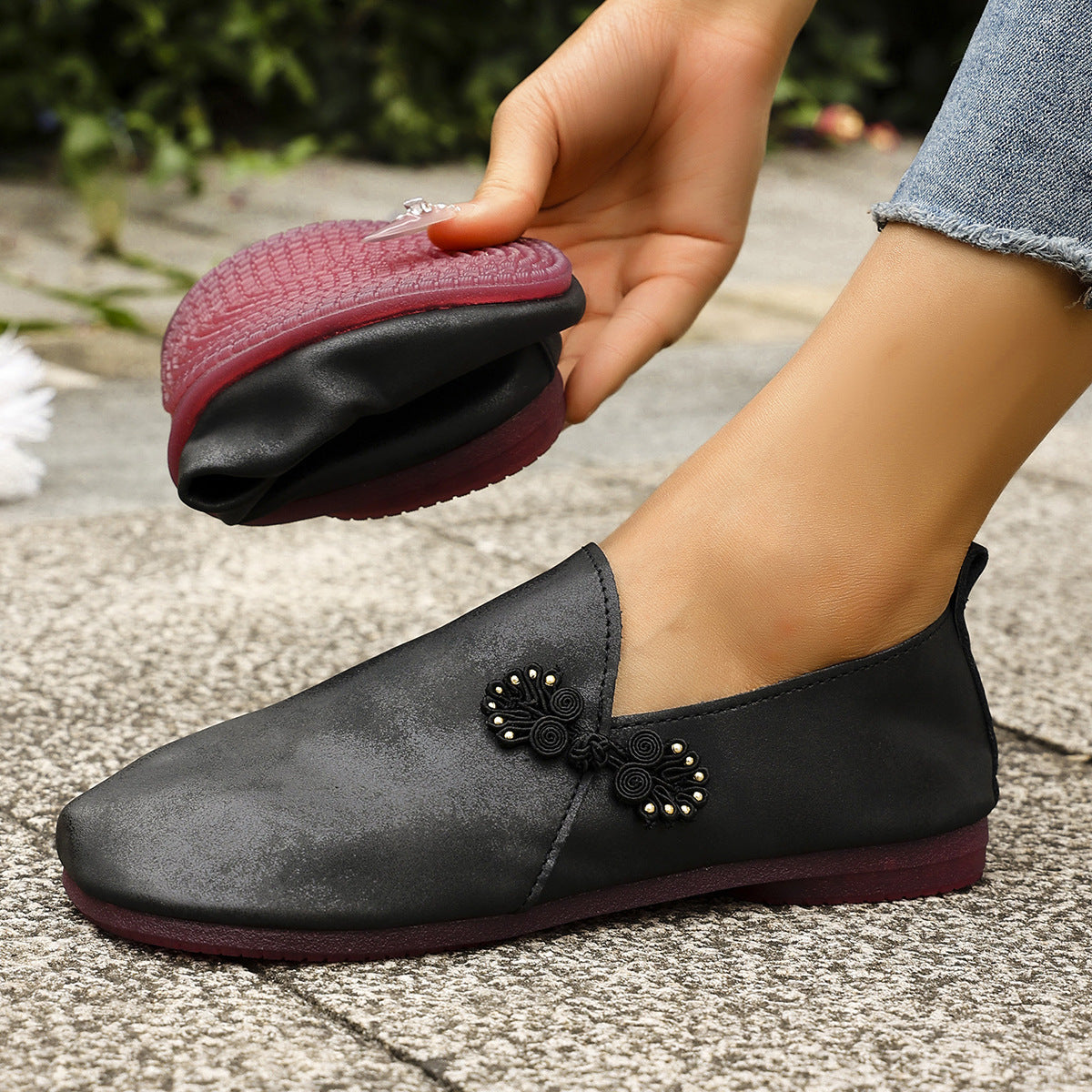 New Slippers Retro Buckle Closed-toe Slippers Women