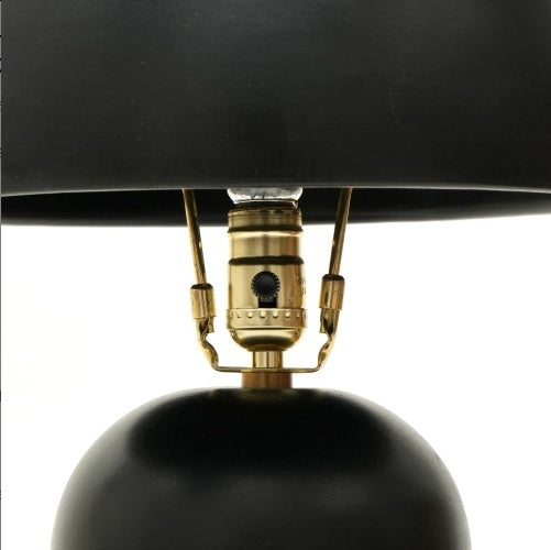 Modern Ceramic Table Lamp – Elegant Lighting for Home Décor