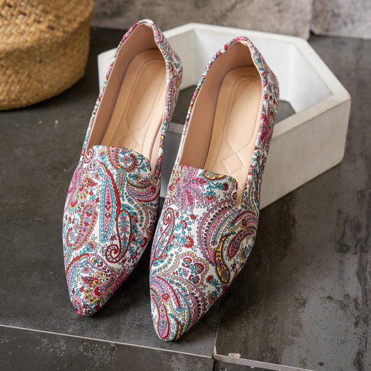 Printed Shallow Mouth Pointed Flat Large Size Women's Shoes