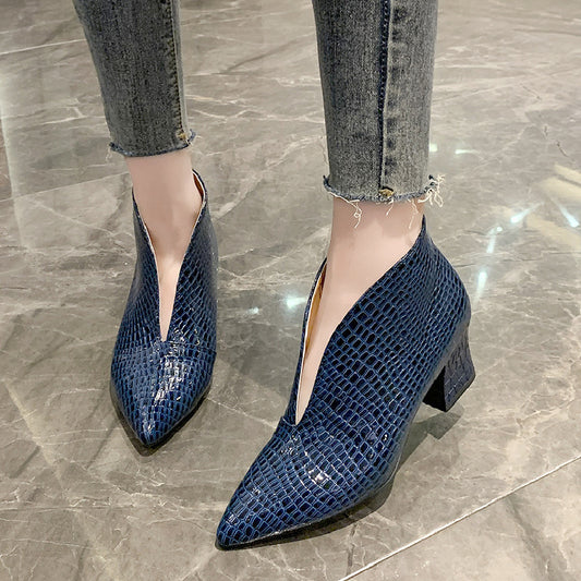 V Cut Women's Fashion Pointed Embossed Chunky Heel Martin Boots