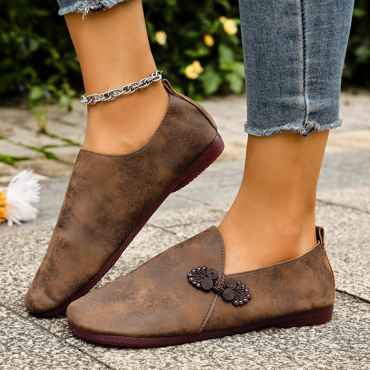 New Slippers Retro Buckle Closed-toe Slippers Women