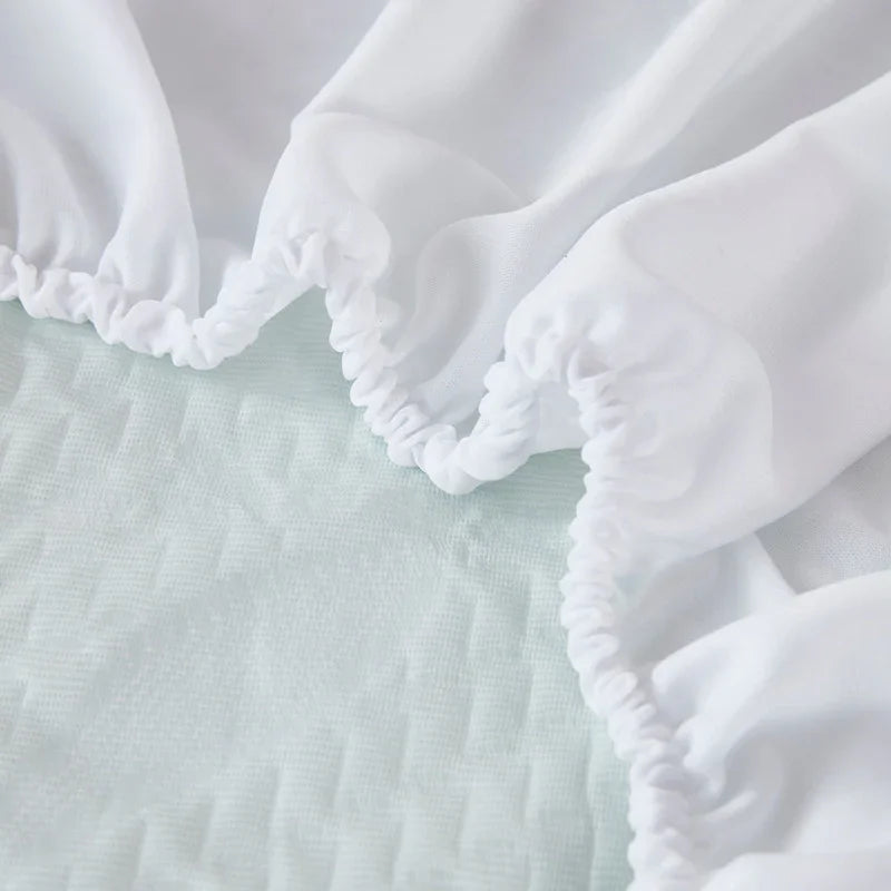 breathable mattress protector
